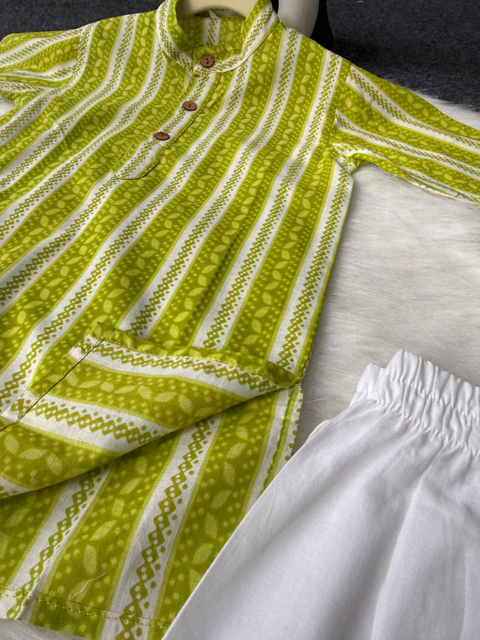 kurta pajama agastya