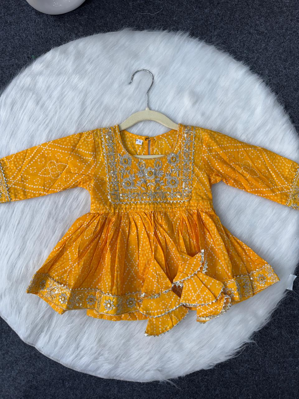 Pure bhandhej sharara set