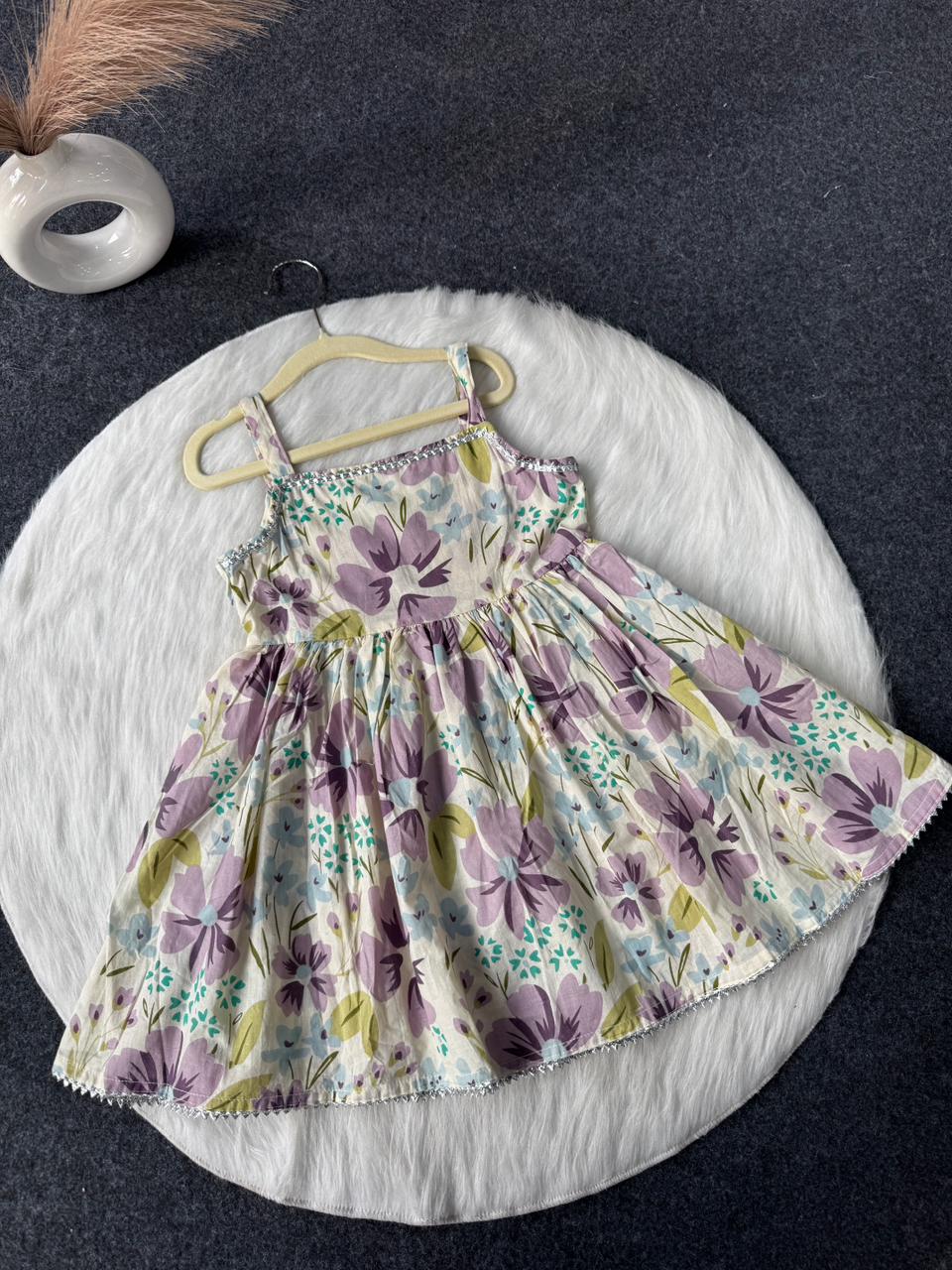 Sleeve less peplum with striped pant