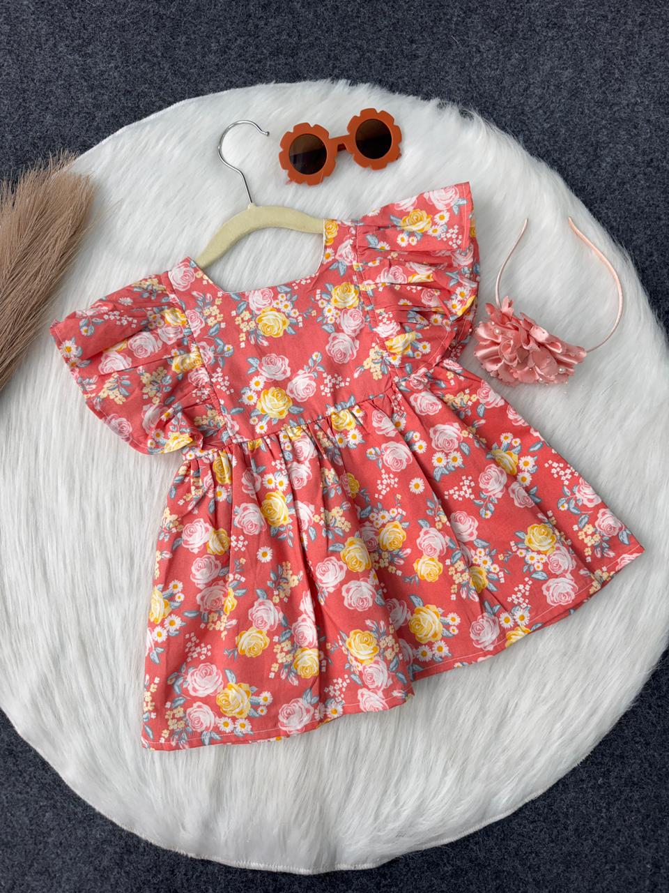 Frill butterfly shoulder frock