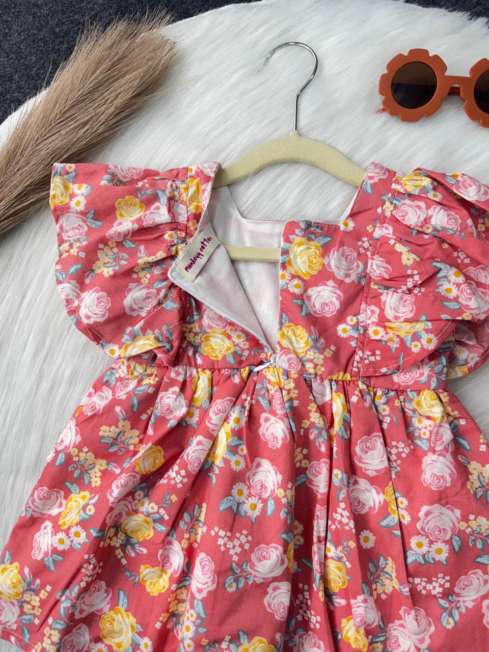 Frill butterfly shoulder frock