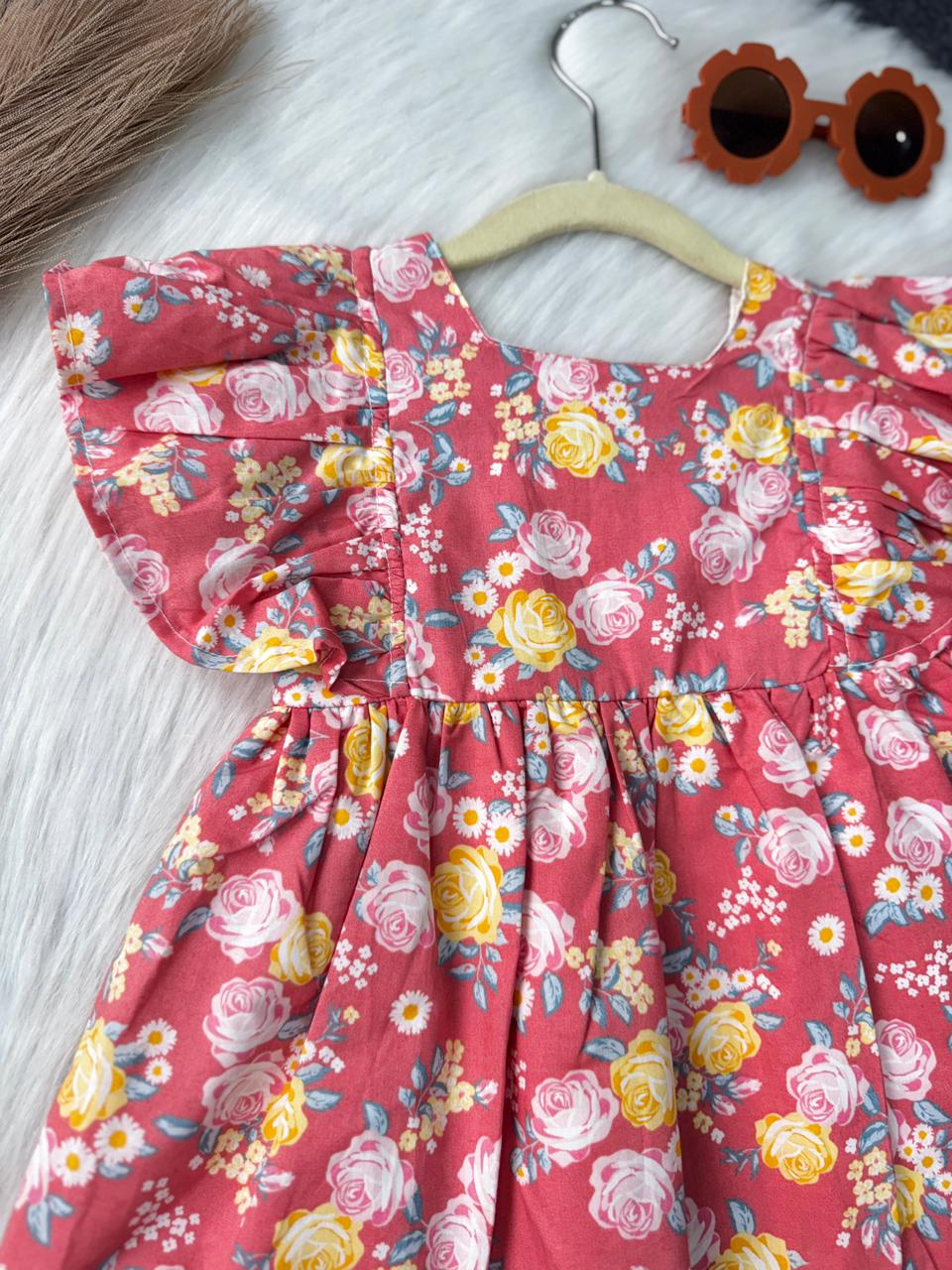 Frill butterfly shoulder frock