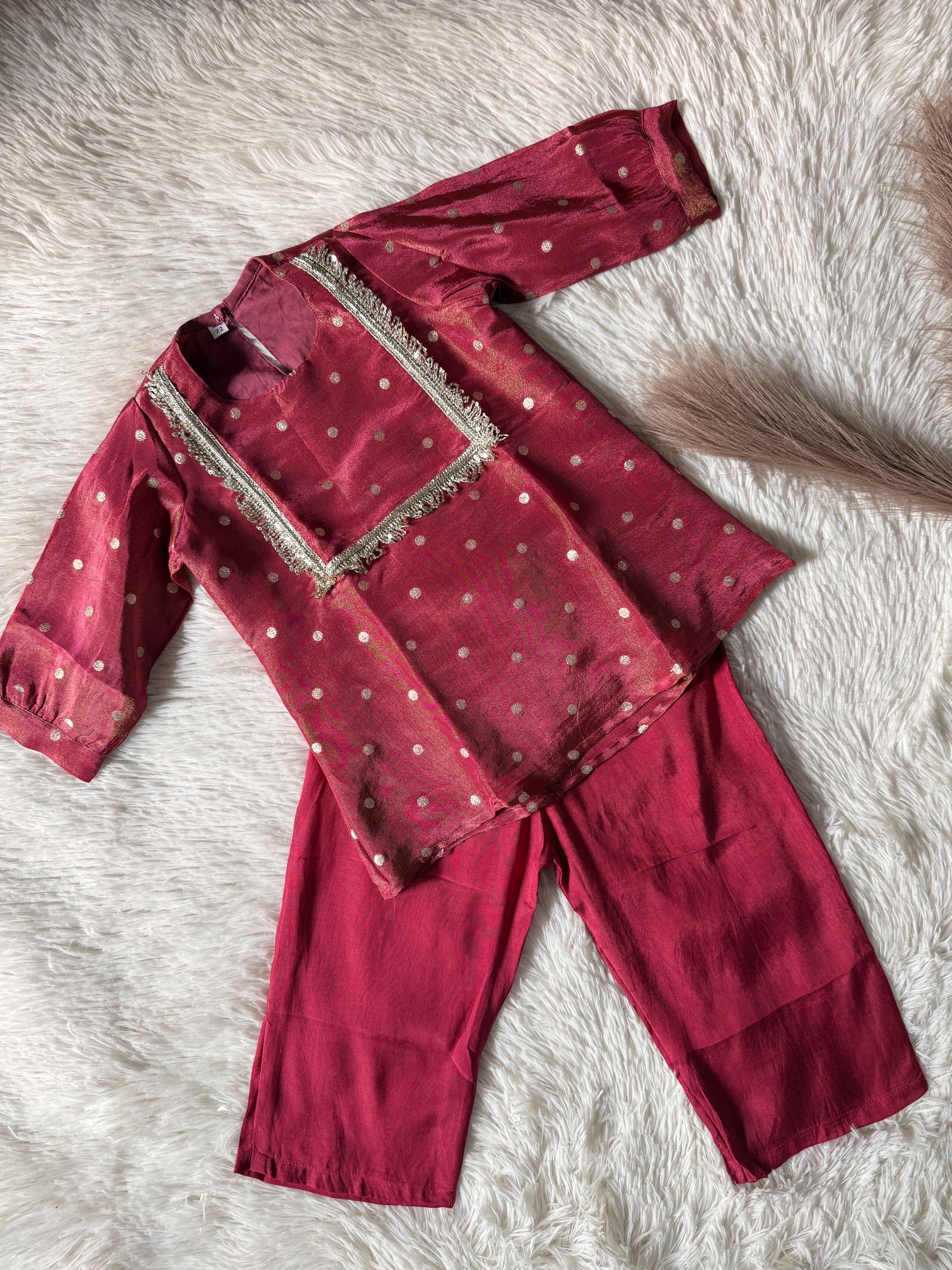 Tissue silk outfit wine